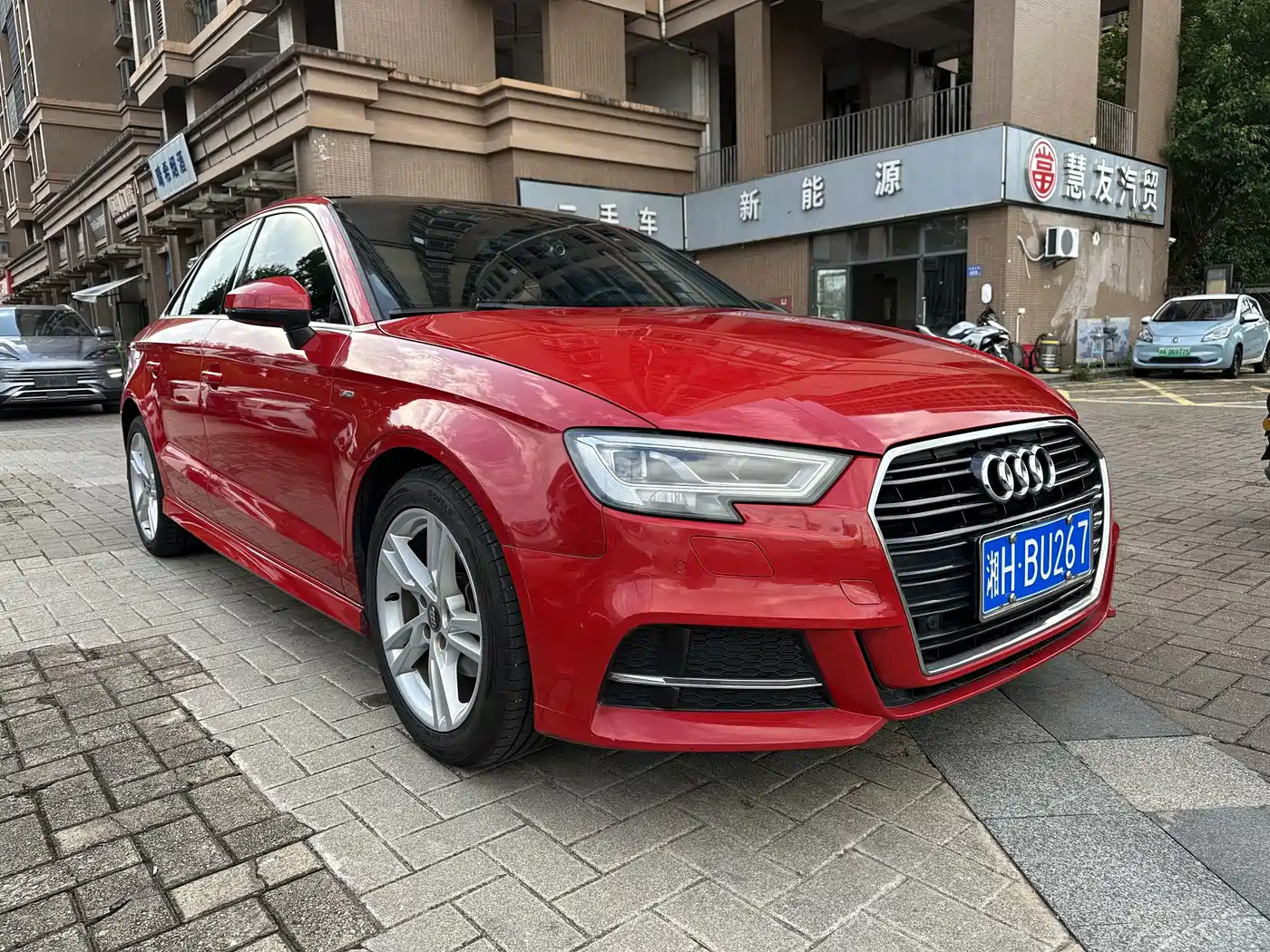 Photo 3 - Audi A3