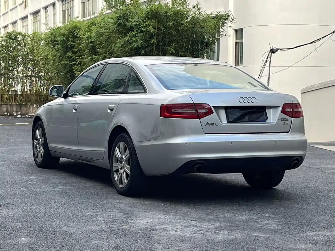 Audi A6L 2009 2010 2.4L Comfort