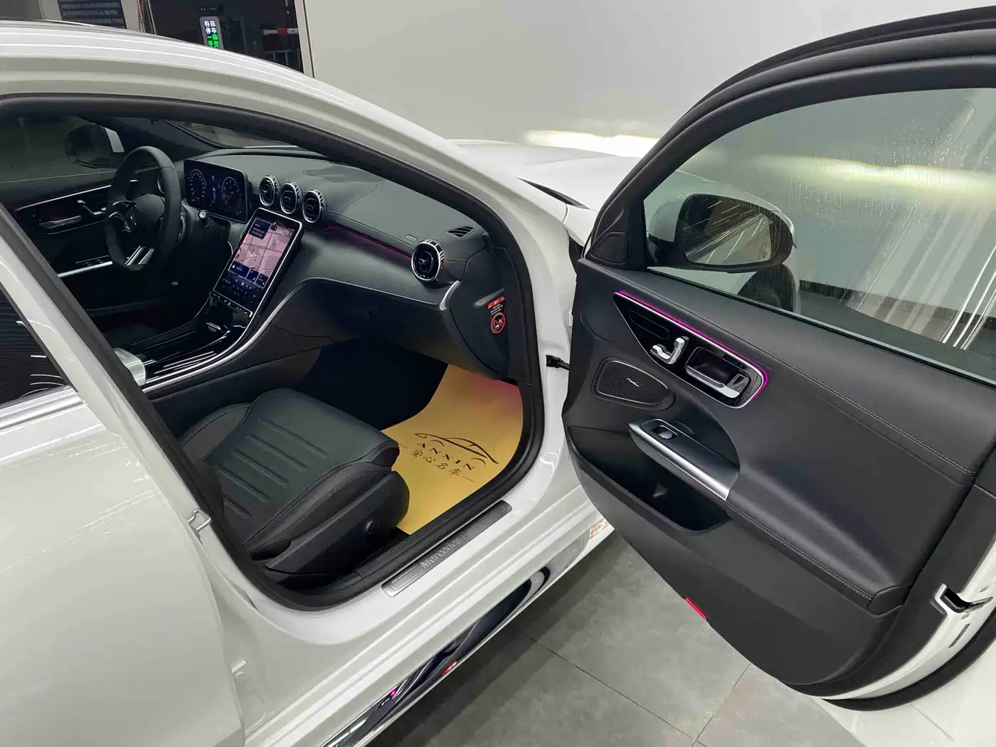 Mercedes-Benz C-Class 2024 C 200 L Sport Edition фото 14