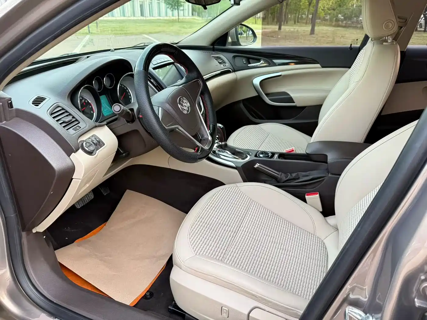 Buick Regal 2015 2.0L Leading Fashion Model фото 4