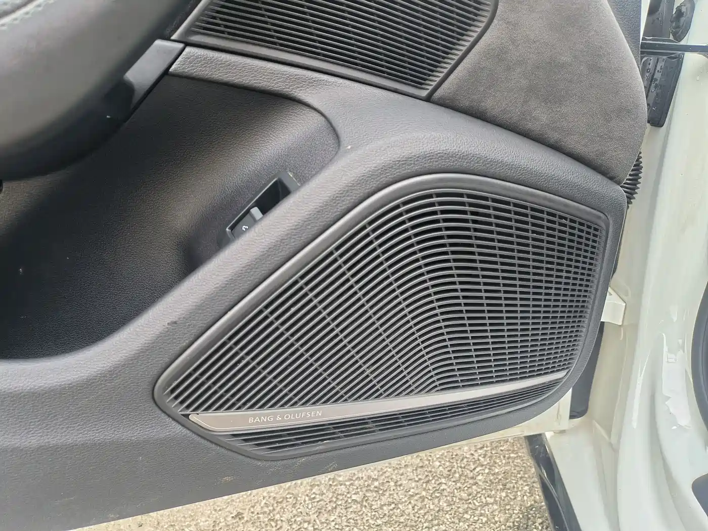 Audi A4L 2023 45 TFSI quattro Premium Sport фото 10
