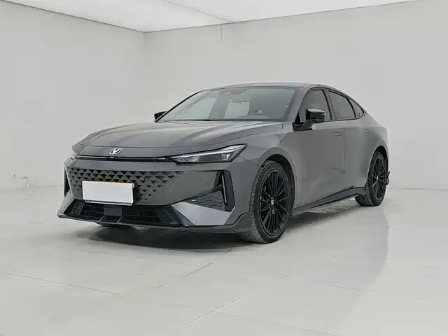 Changan UNI-V 1.5T, Премиум Спорт