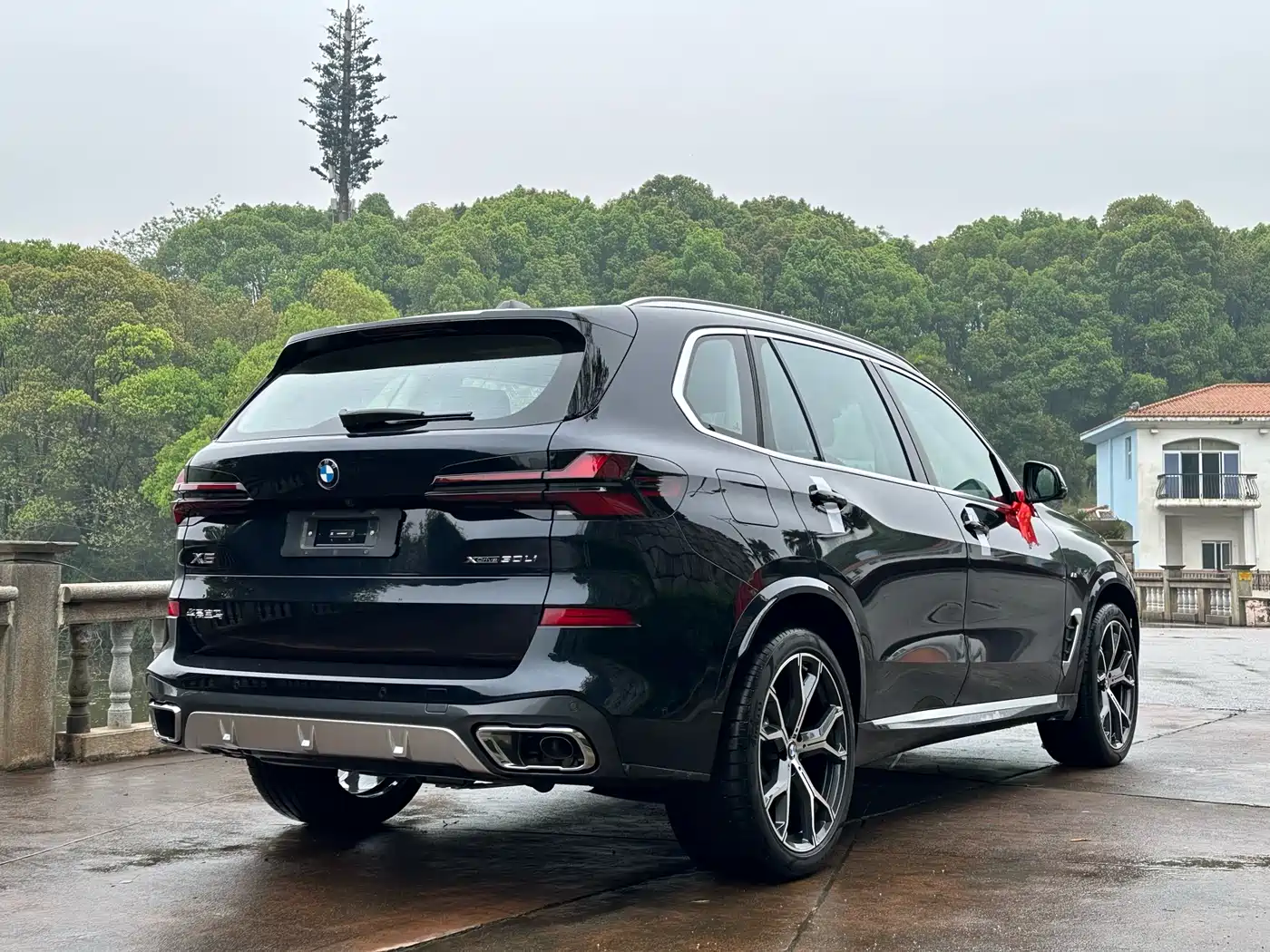 BMW X5 2025 Model xDrive 30Li Exclusive M Sport Blackout Package фото 20