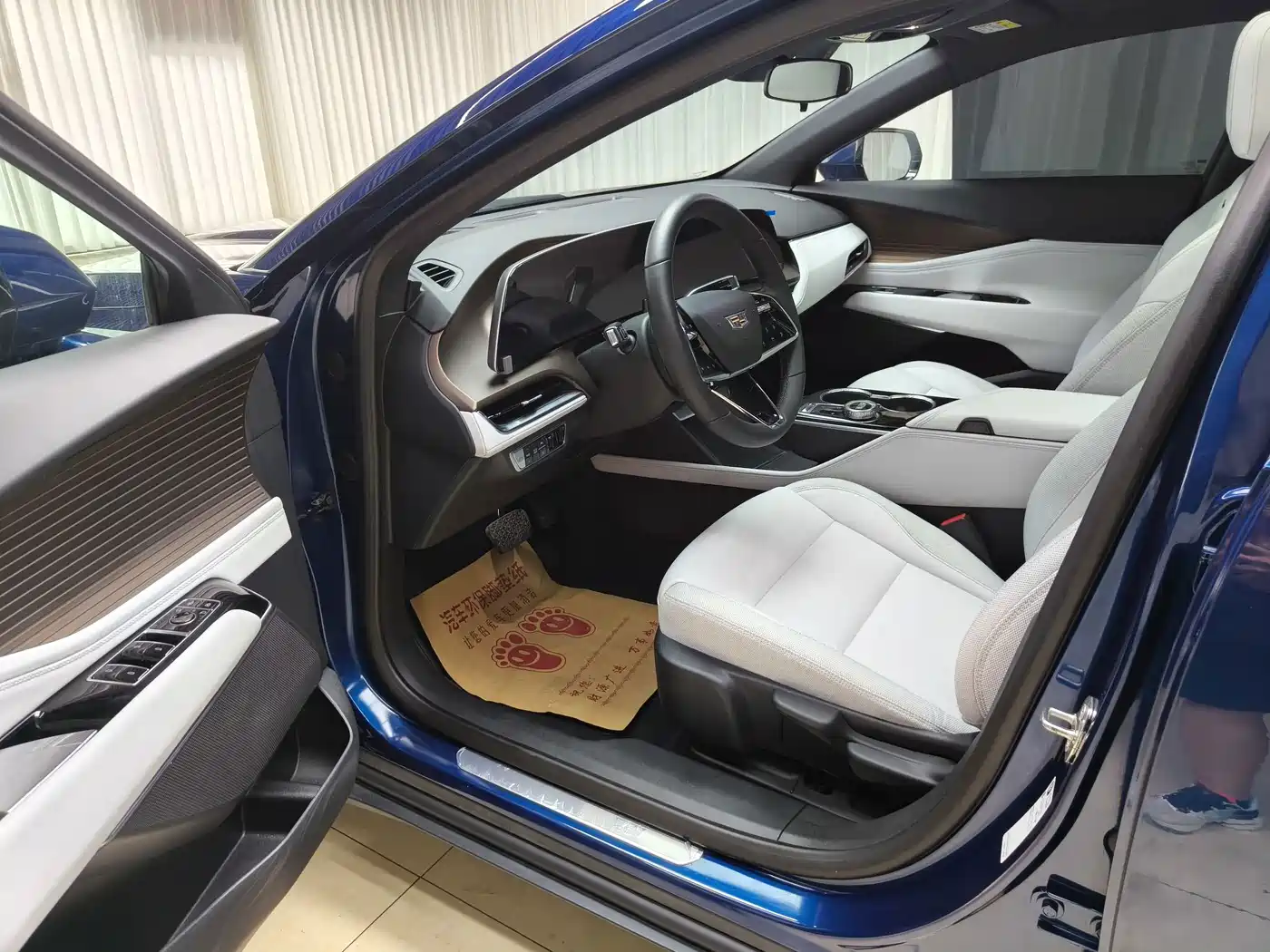 Cadillac GT4 2025 2023 25T Trend Edition