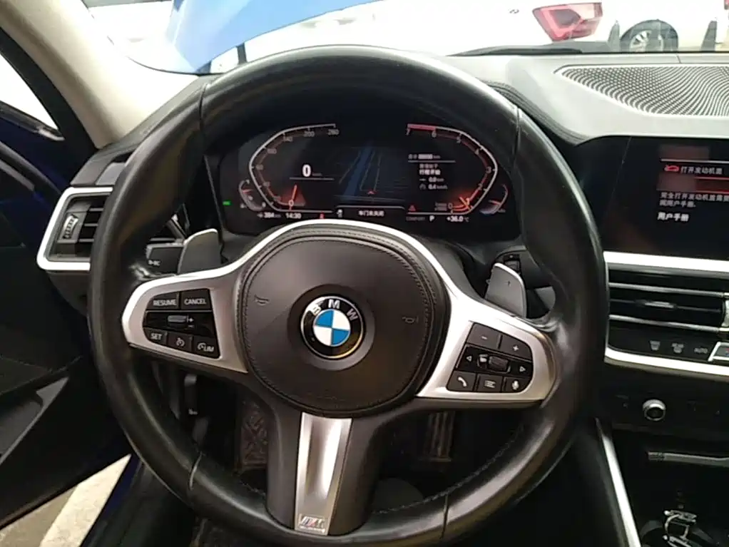Фото 11 - BMW 3 Series