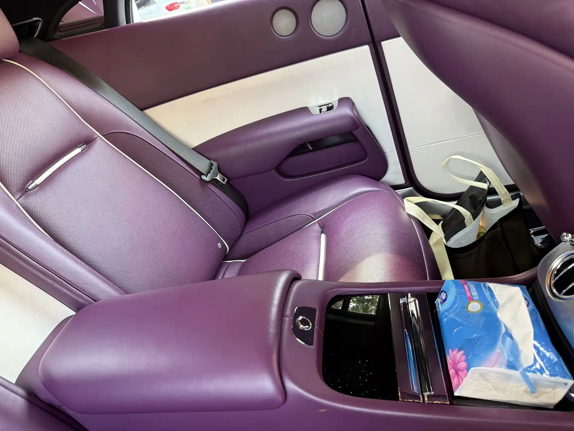 Фото 9 - Rolls-Royce Wraith