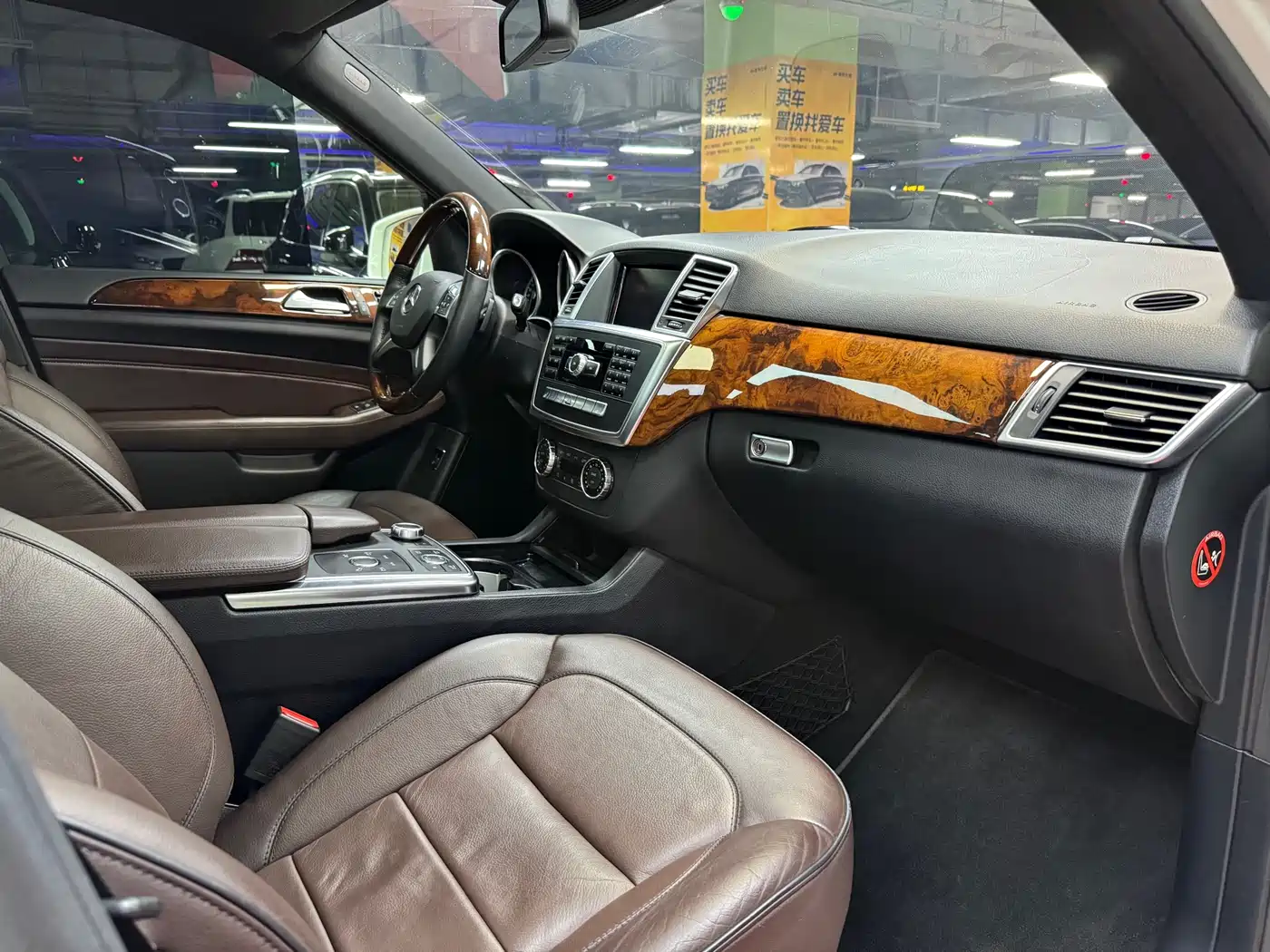 Mercedes-Benz M-Class 2012 Model ML 350 Luxury фото 17