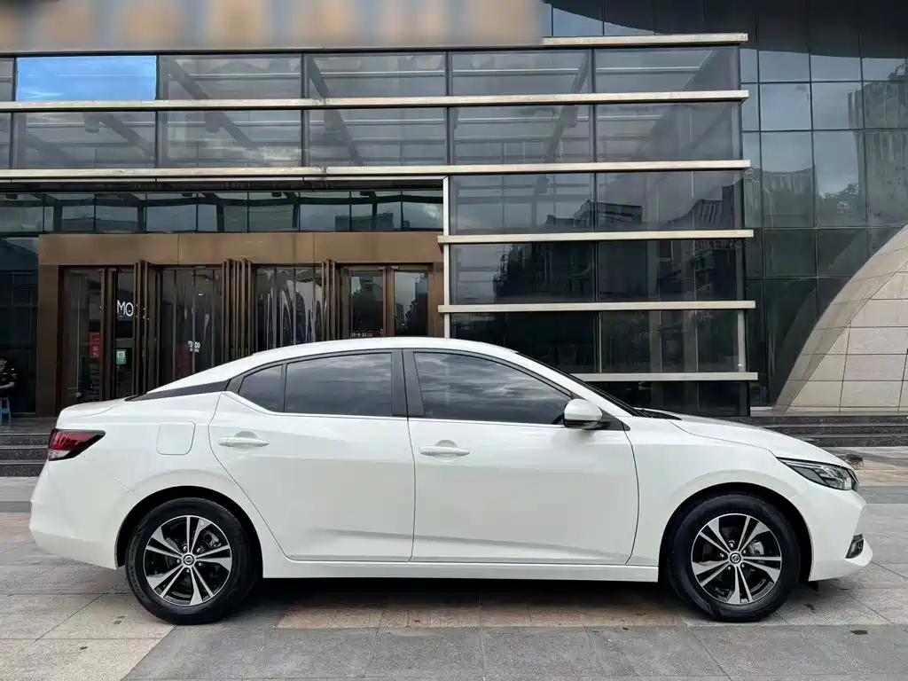 Nissan SYLPHY, миниатюра 10