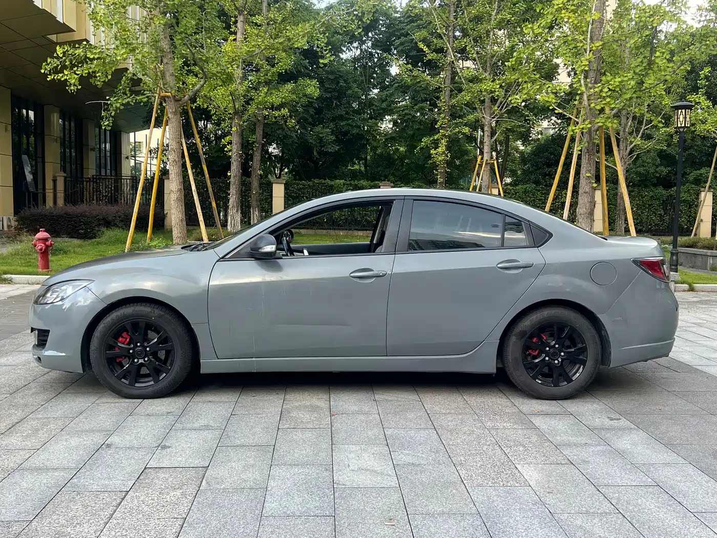Mazda Ruiyi 2011 2011 Model 2.0L Auto Elite