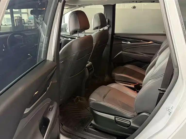 SAIC Maxus Maxus G50 2023 Model PLUS 1.5T Happiness Recommended Auto Launch Edition фото 5