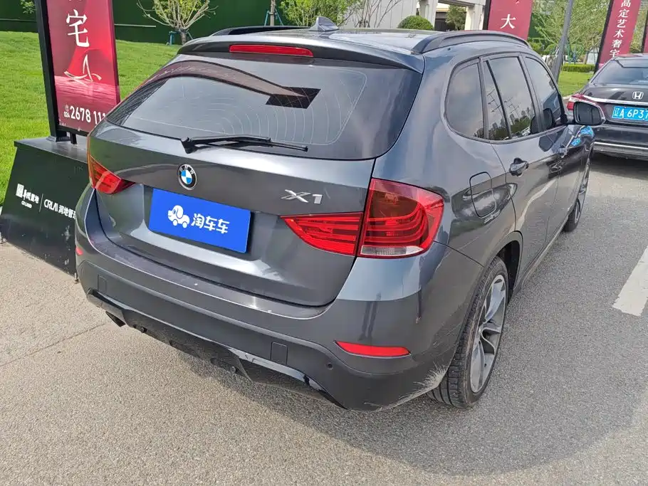 BMW X1 2013 2012 sDrive18i Fashion Model
