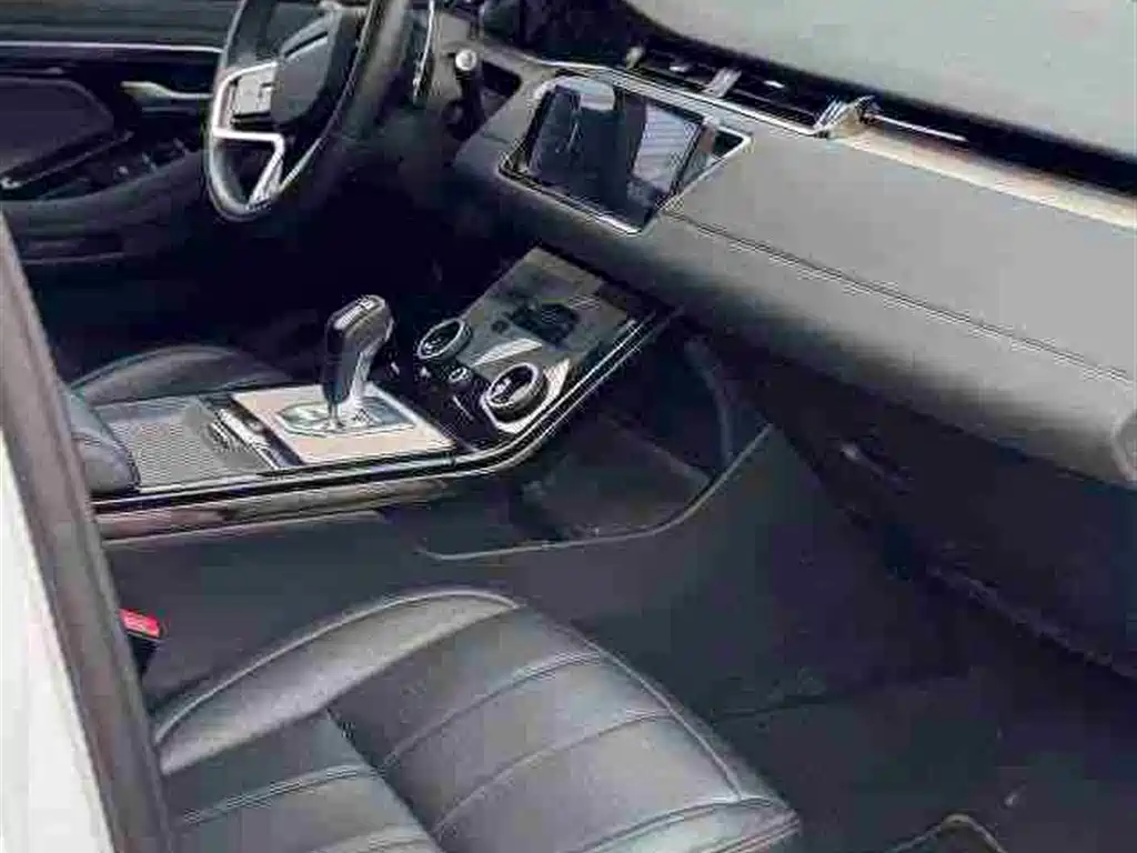 Land Rover Range Rover Evoque 2023 Range Rover Evoque L 249PS Luxury Edition фото 20