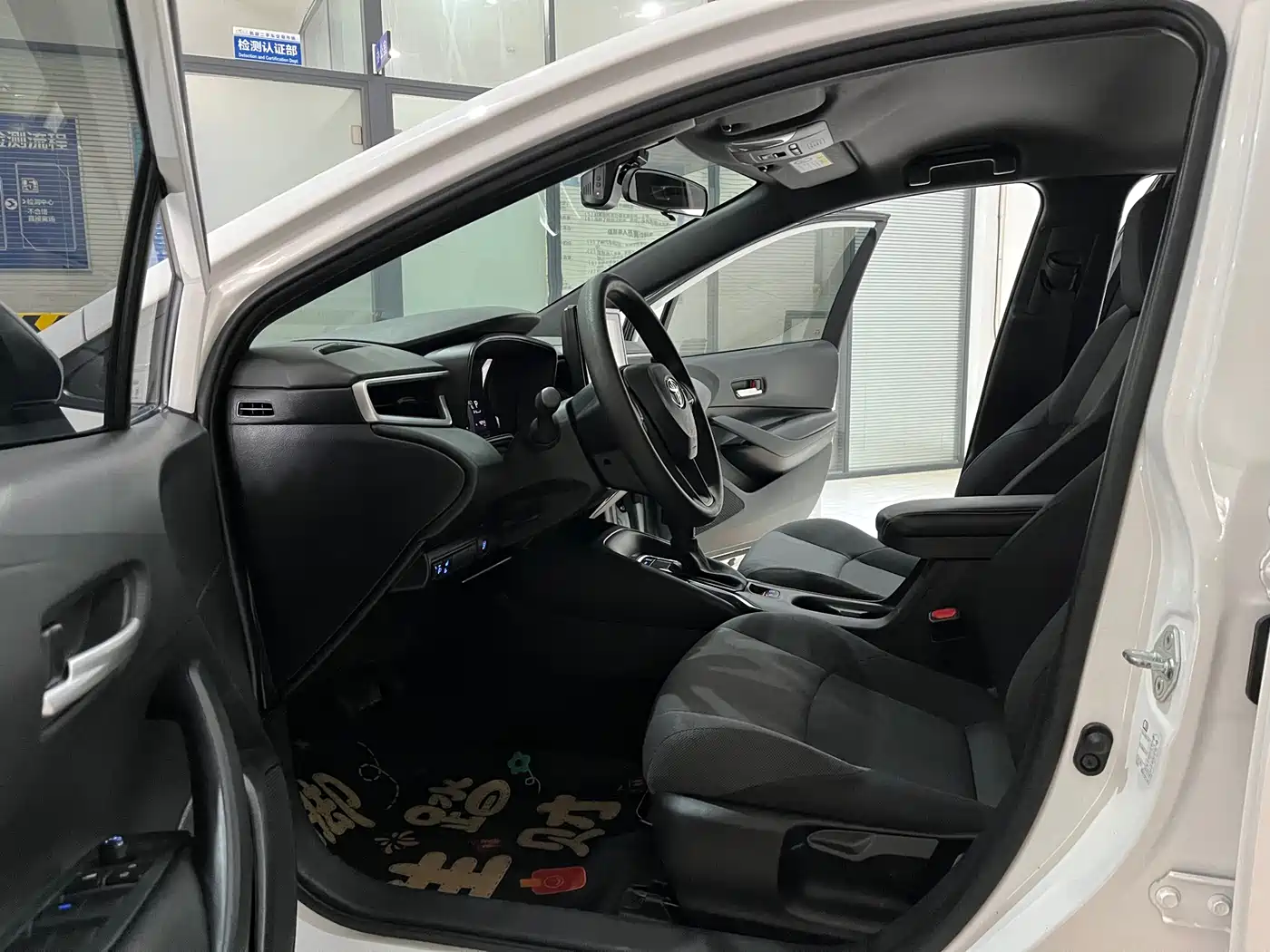 Toyota Levin 2022 Facelift TNGA 1.5L CVT Progressive Edition фото 8