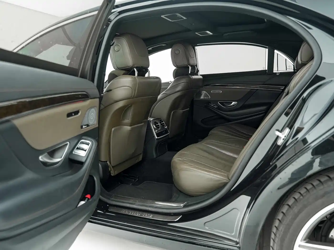 Mercedes-Benz S-Class 2014 S 320 L Business фото 7