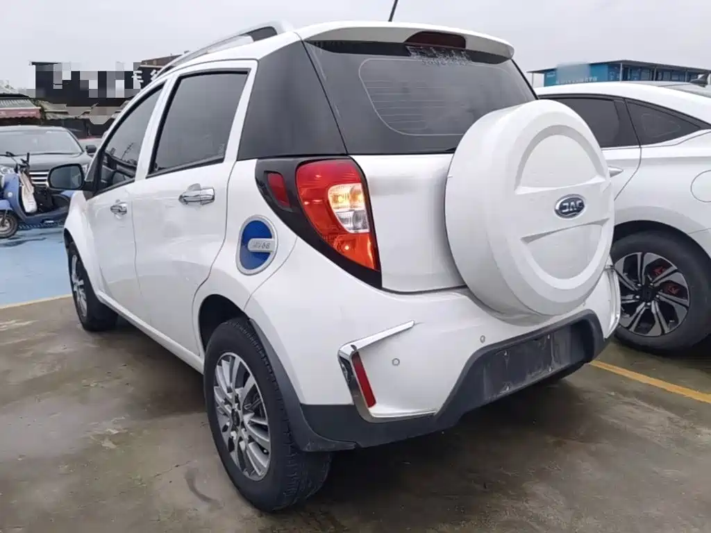 Photo 5 - JAC JAC iEV6E