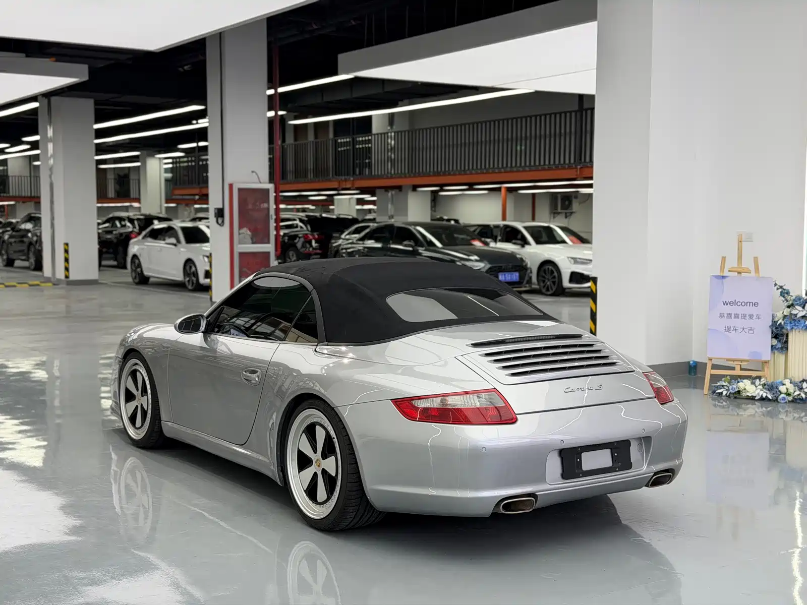 صورة 18 - Porsche 911