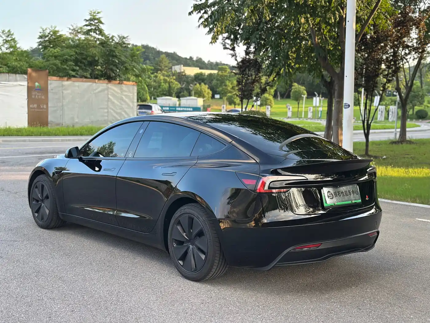 Tesla Model 3 2026 2025 Model Rear-Wheel Drive Edition