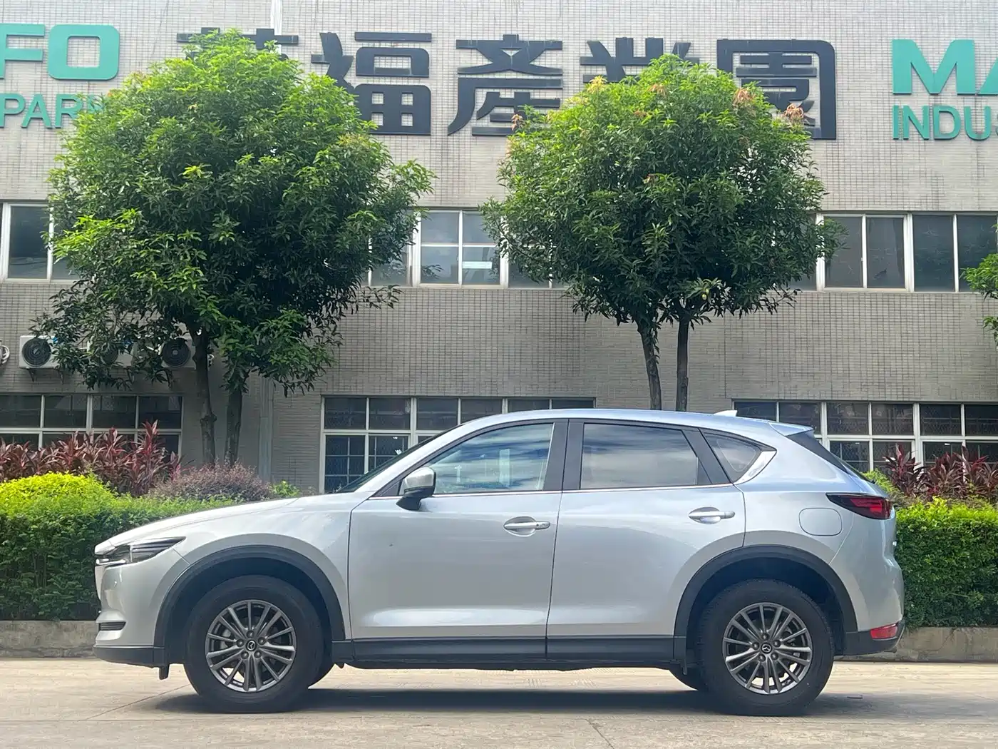 Фото 3 - Mazda CX-5