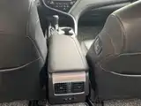 Фото 8 - Toyota Camry