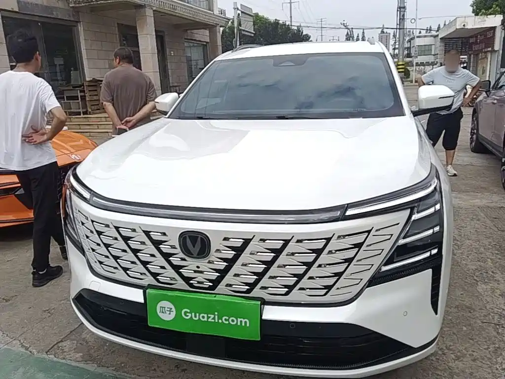Фото 3 - Changan CS75 PLUS