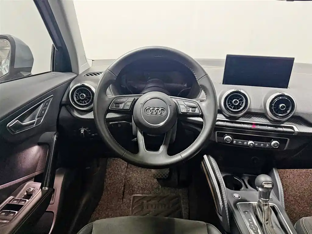 Audi Q2L e-tron 2022 2022 Q2L e-tron Pure Electric Intelligent