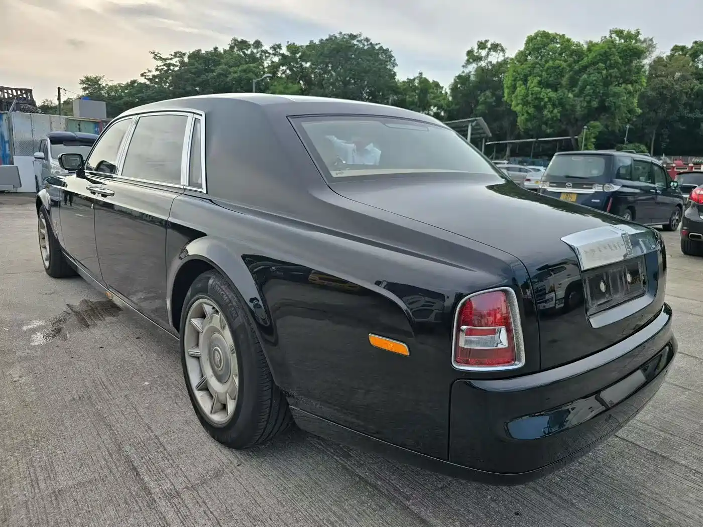 Фото 7 - Rolls-Royce Phantom