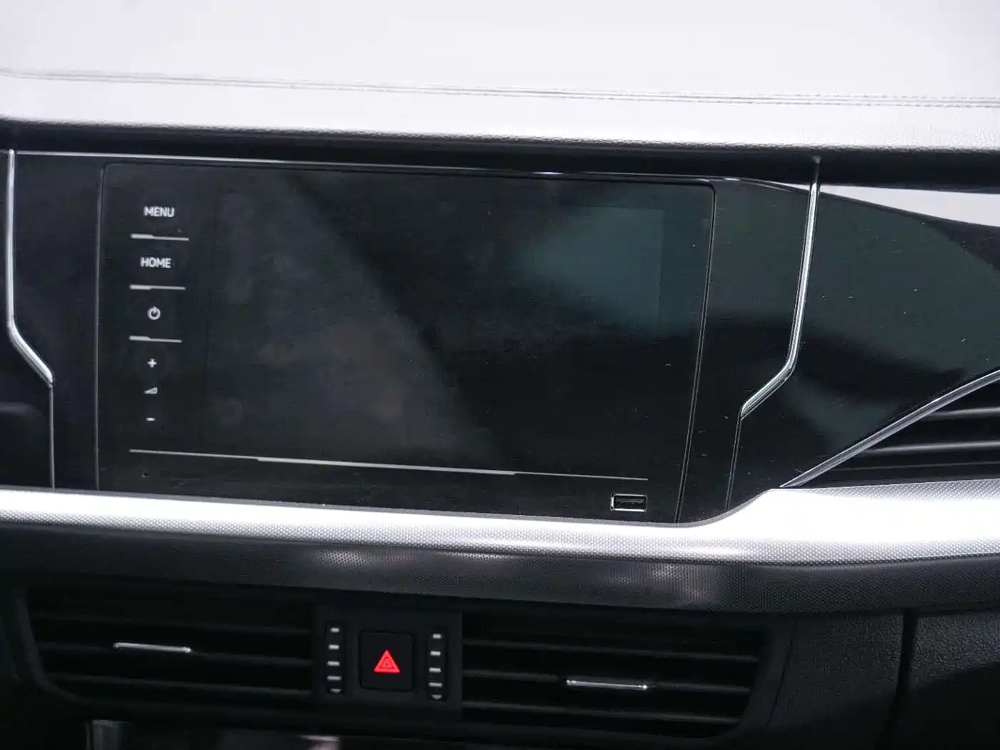 Volkswagen Passat 2022 330TSI Starlight Elite Edition фото 16