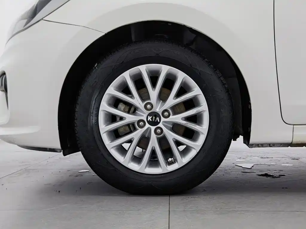 Kia K2 2017 2017 Sedan 1.4L MT GLS