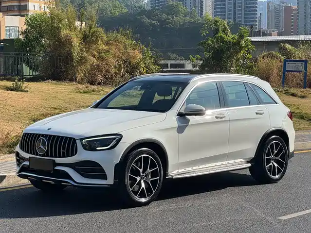 MERCEDES-BENZ GLC AMG