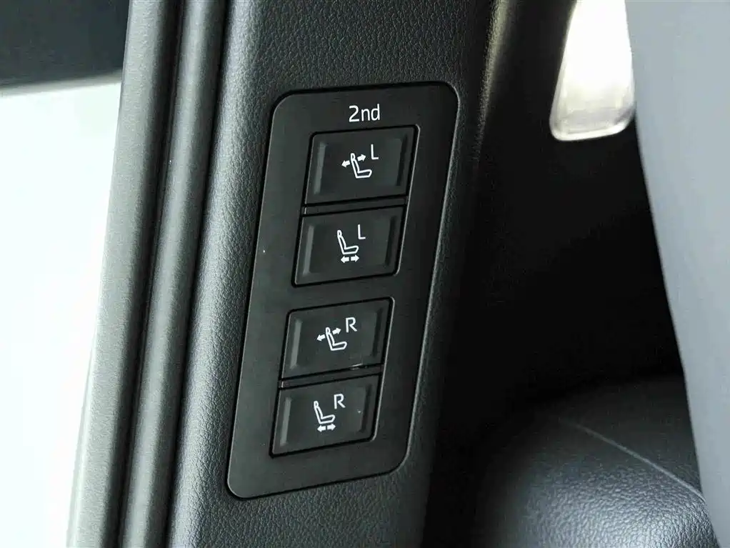 Toyota Vellfire 2024 2024 Crown Hybrid 2.5L Premium Edition