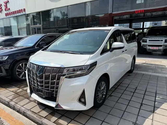 Toyota Alphard 2021