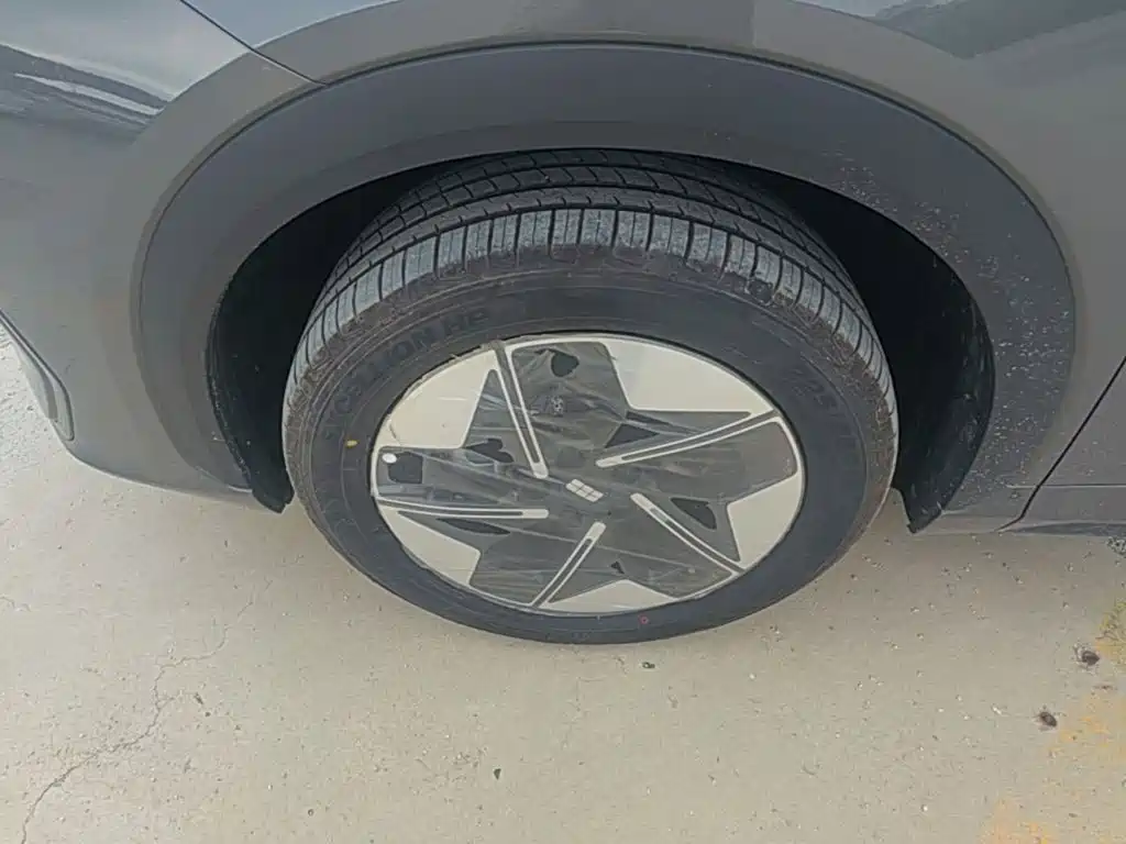 Geely Galaxy Galaxy E5 2026 2026 530km Voyager Edition