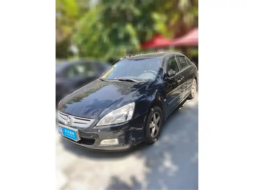 Honda Accord 2004 2004 2.0L