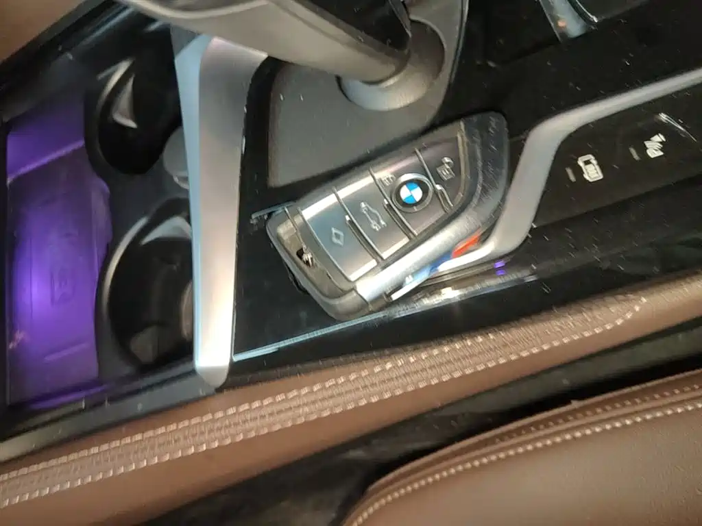 BMW 5 Series New Energy 2022 Facelift 535Le M Sport Package фото 9