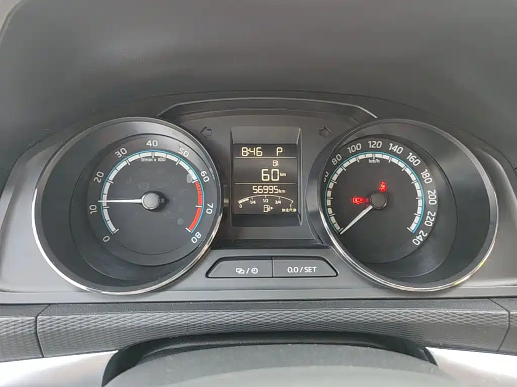 Škoda Kamiq 2020 Model 1.5L Automatic Comfort фото 12