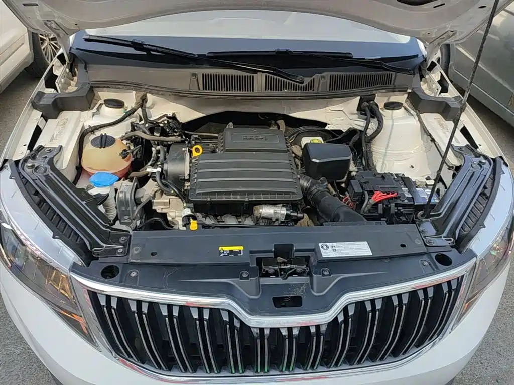 Škoda Kamiq 2020 Model 1.5L Automatic Comfort фото 20