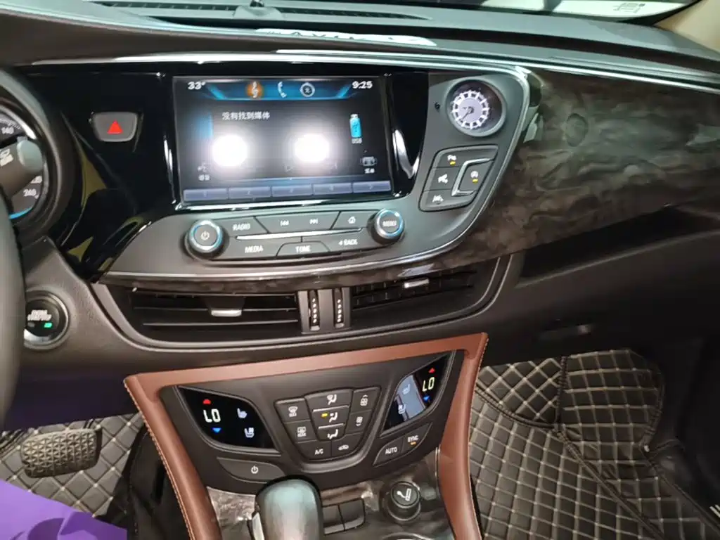 Buick Envision Plus 2015 2014 28T 4WD Luxury
