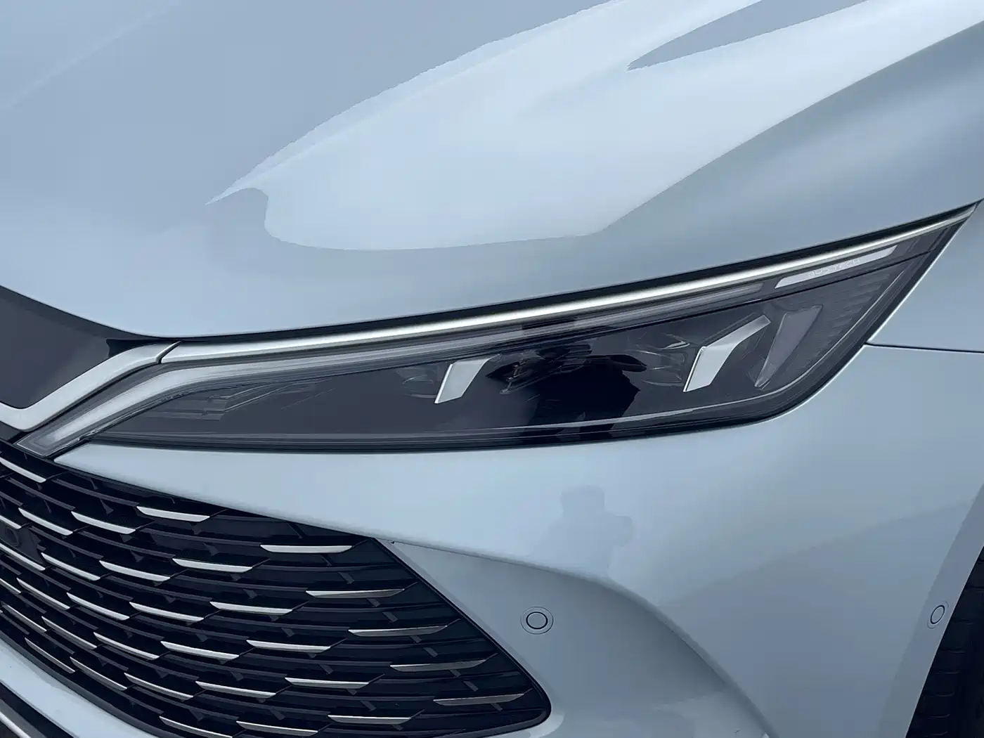 BYD Qin L 2025 DM-i Smart Drive Edition 80KM Leading фото 8