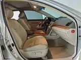 Photo 7 - Toyota Camry