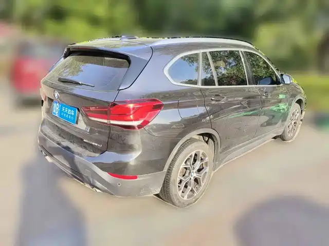 BMW X1 2022 sDrive25Li Leading — фото 5