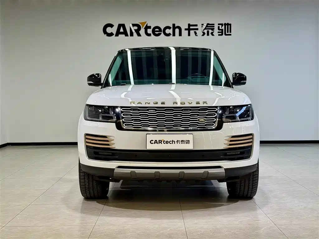 Land Rover Range Rover 2021 3.0 L6 Heritage Extended Classic Edition фото 3