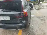 Photo 8 - Volvo V90