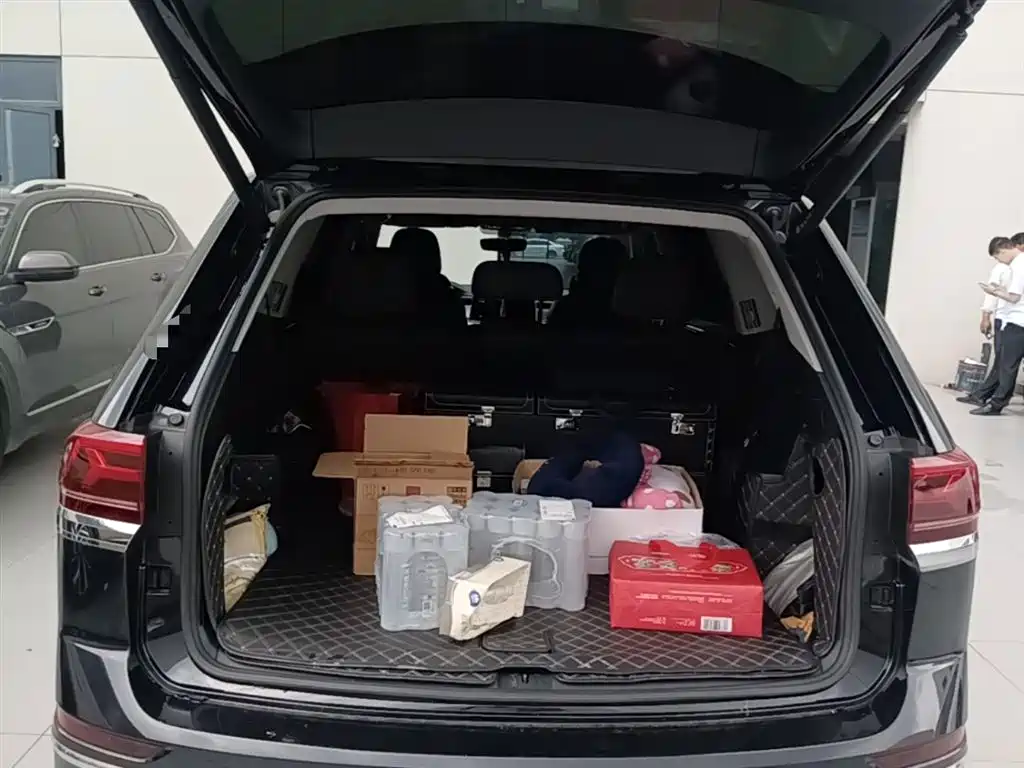 VOLKSWAGEN TOURANG