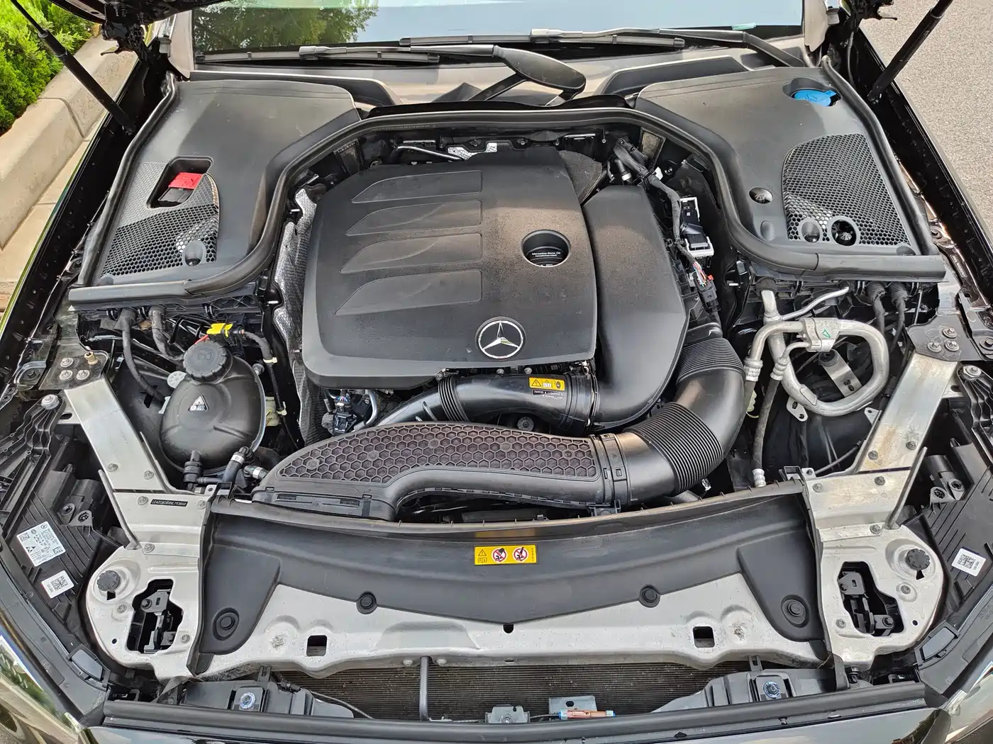 Mercedes-Benz E-Class 2022 Second Facelift E 300 L Luxury фото 33