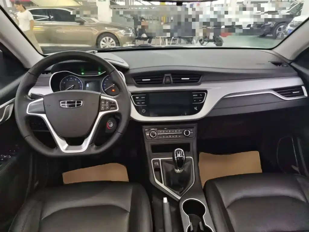 Фото 10 - Geely Vision