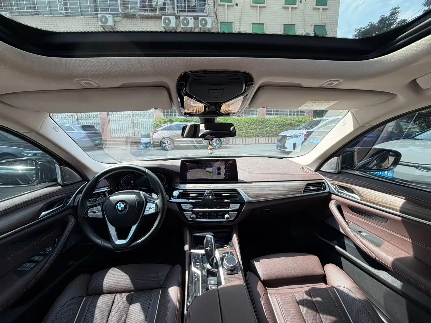 BMW 5 Series 2021 530Li Premium Luxury Package фото 15