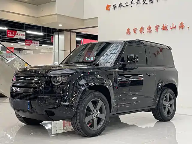 Land Rover Defender 2022