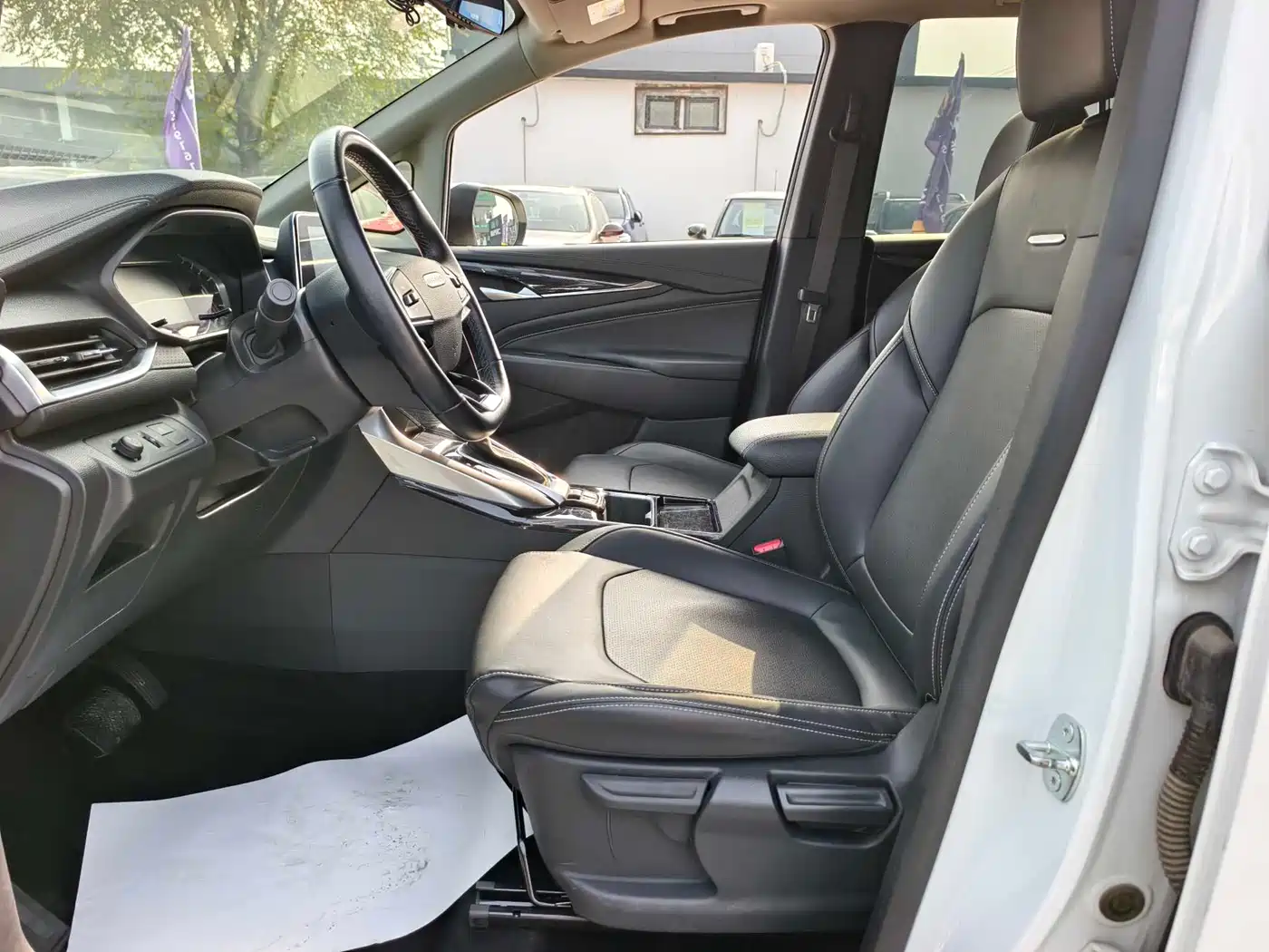 SAIC MAXUS CHASE G50