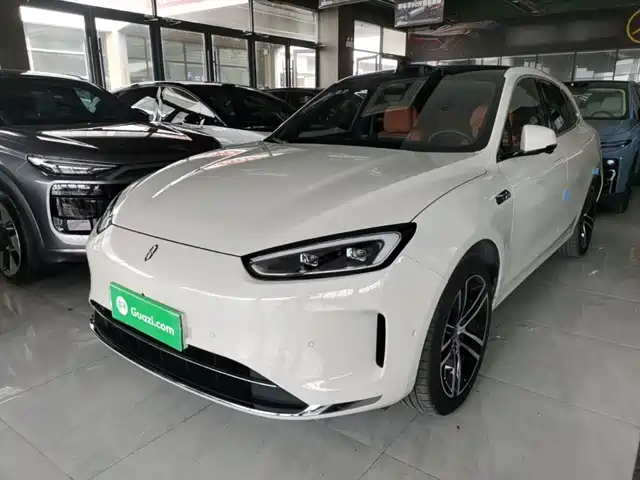 AITO Wenjie AITO M5 2025