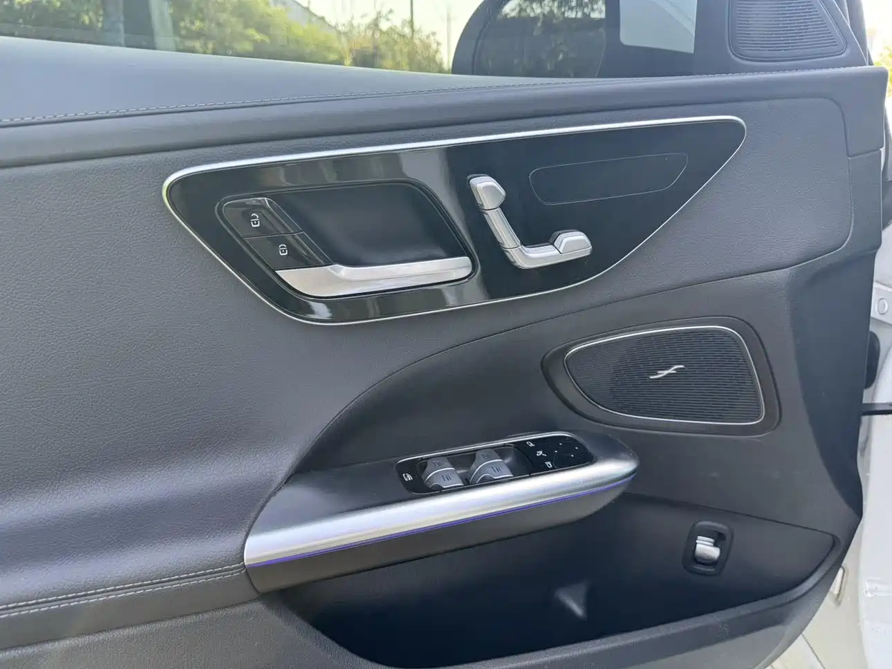 Mercedes-Benz C-Class, миниатюра 12